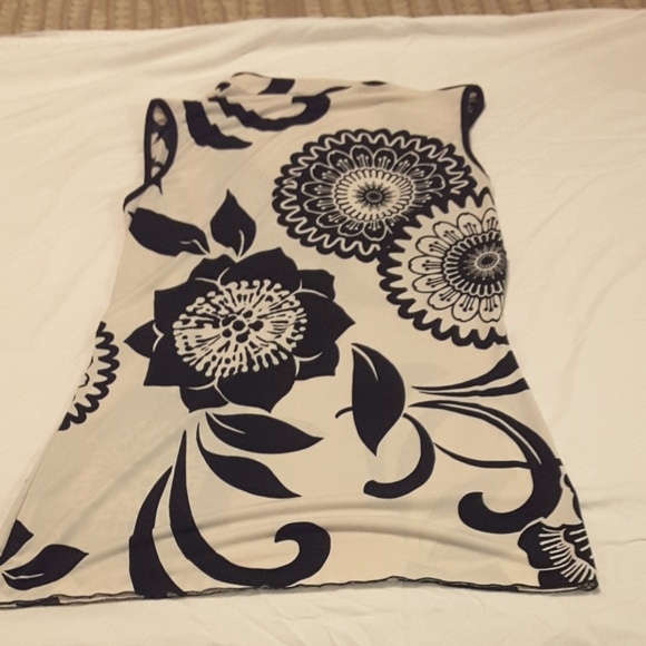 Tank - Picture 2 of 2